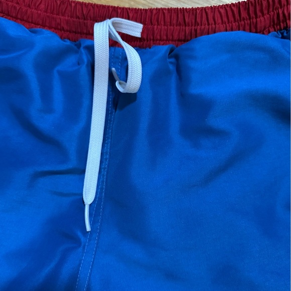 Chubbies Mens Swim Shorts Medium Blue Red No Lining Made in USA Patriotic (f6 - Picture 3 of 10